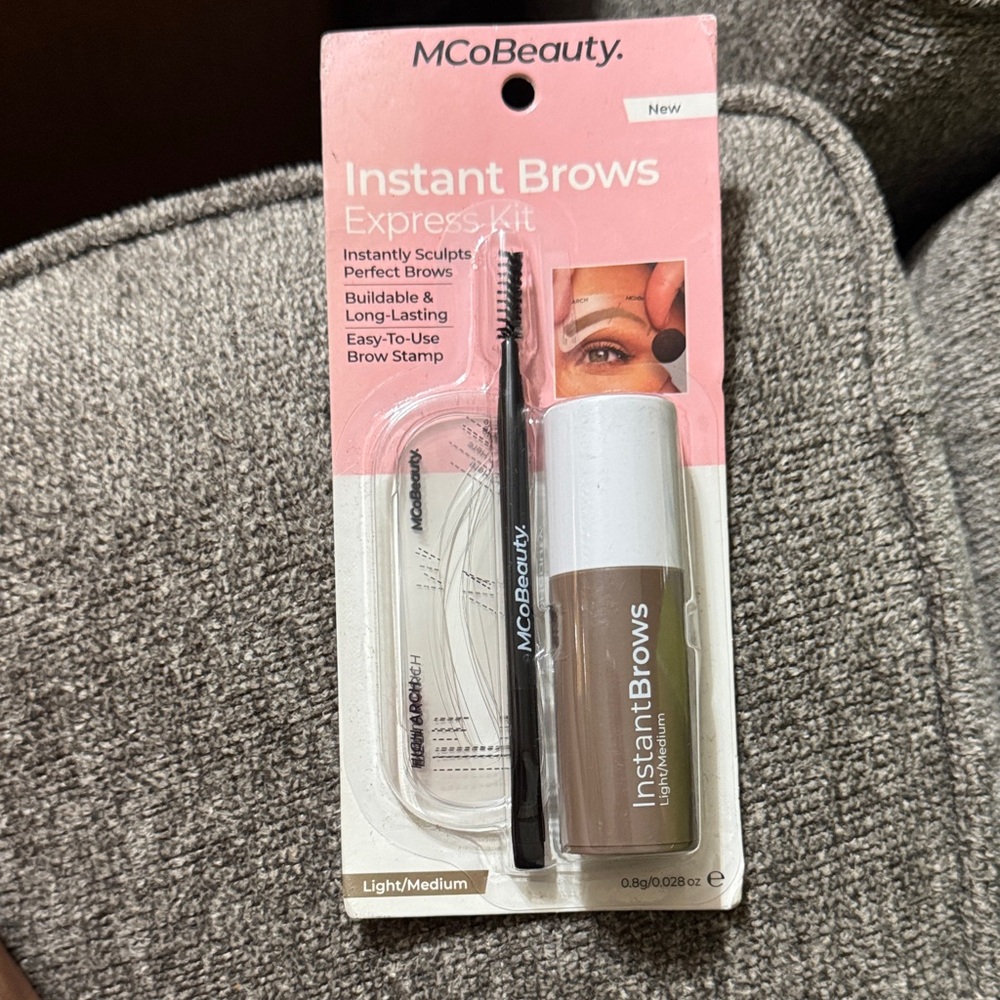 MCoBeauty Instant Brows Express Kit